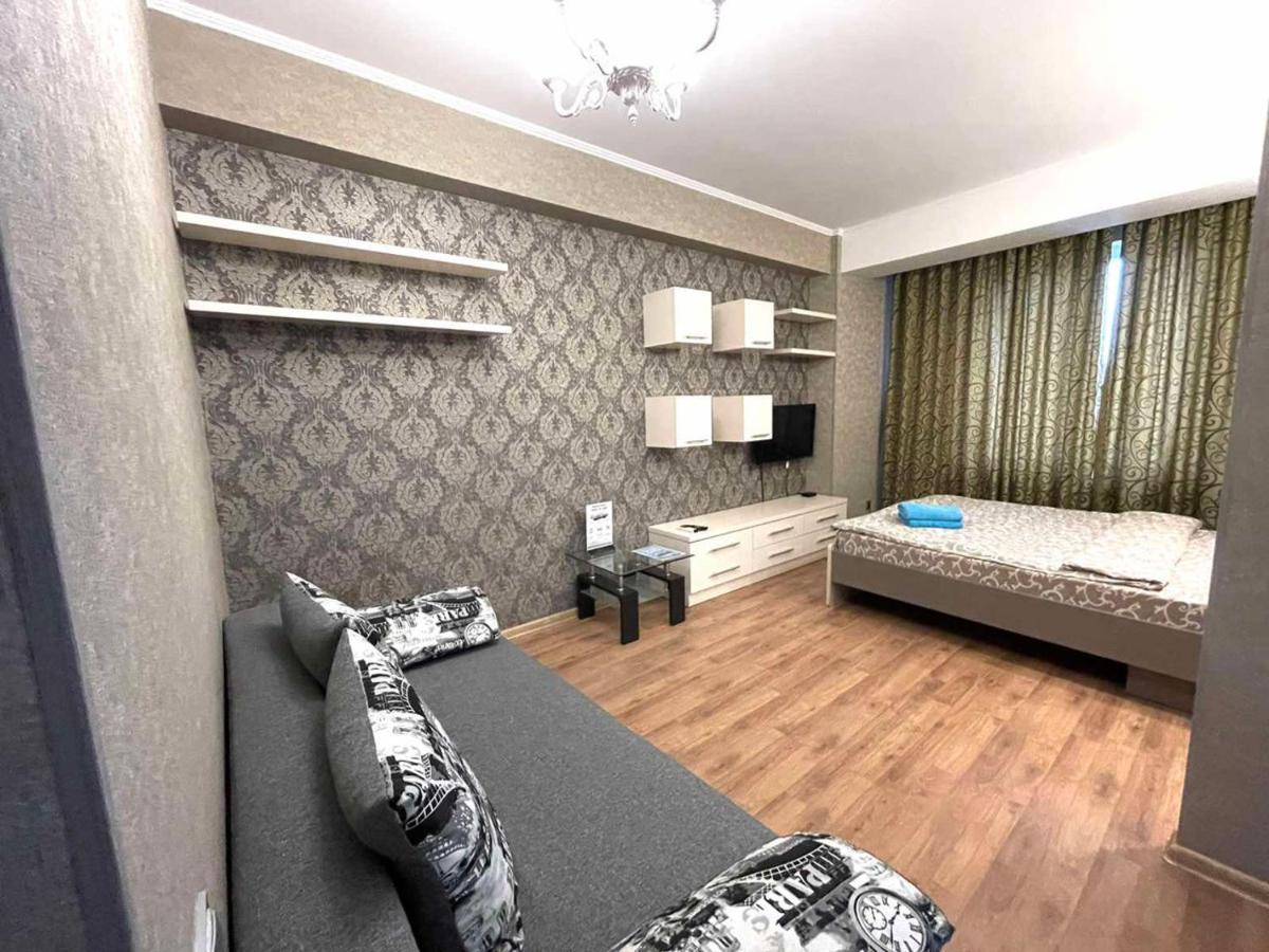 Homeservice Apartments On Stefan Cel Mare Boulevard Chişinău Esterno foto