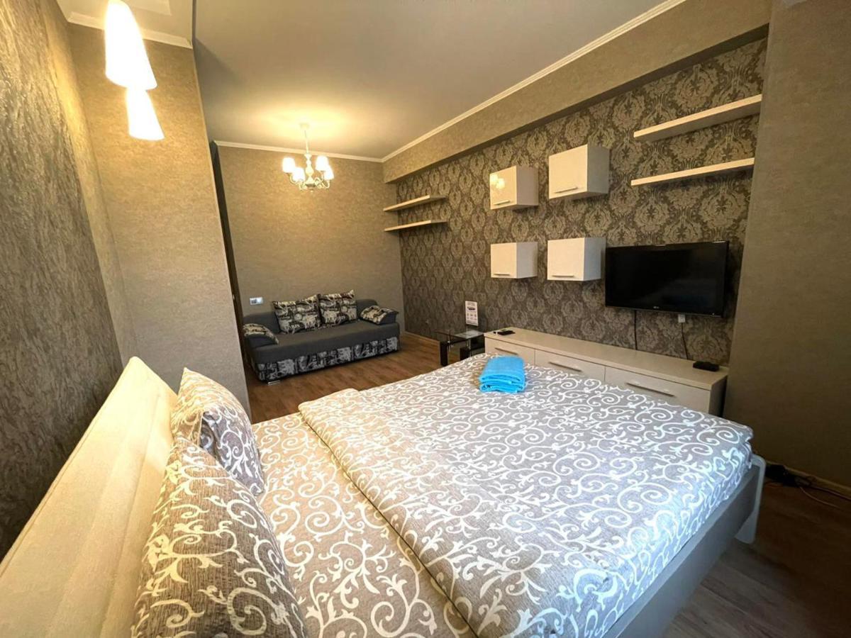 Homeservice Apartments On Stefan Cel Mare Boulevard Chişinău Esterno foto