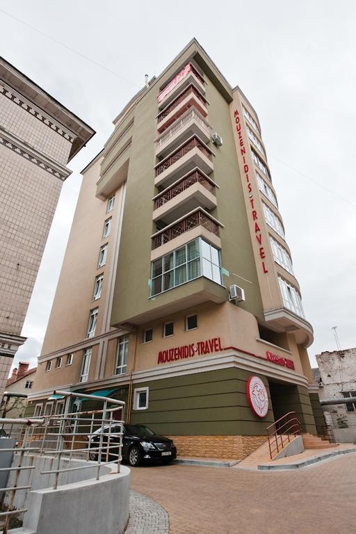 Homeservice Apartments On Stefan Cel Mare Boulevard Chişinău Esterno foto